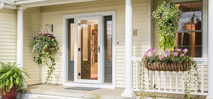 screen door installation in Pismo Beach